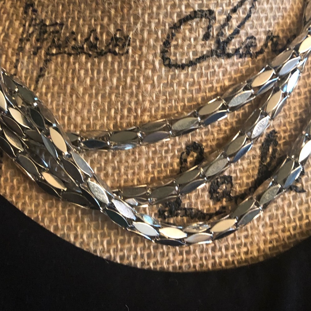 ๐๐Silver Necklace ๐๐ - Picture 2 of 3